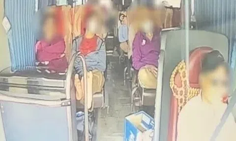 Đi xe limousine không thắt dây an toàn, loạt hành khách bị phạt