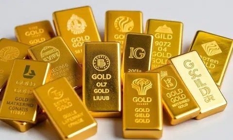 Giá vàng chiều nay (9/4): Vàng miếng SJC và nhẫn lao dốc mạnh, cửa hàng vàng im ắng lạ thường