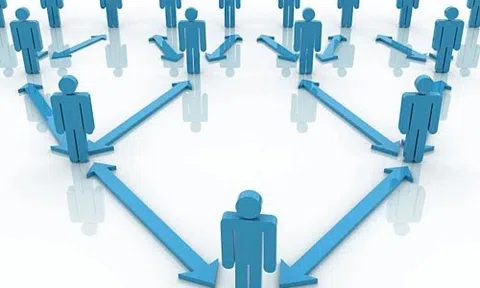 Đẩy mạnh xây dựng, hoàn thiện tổ chức bộ máy hệ thống chính trị