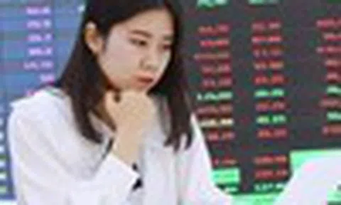 Cổ phiếu bất động sản hồi phục: Kỳ vọng lãi suất và định giá thấp hỗ trợ