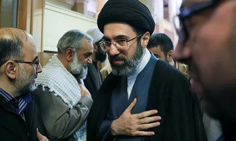 Lãnh tụ tối cao Iran tuyên bố về "giai đoạn mới", yêu cầu bồi thường