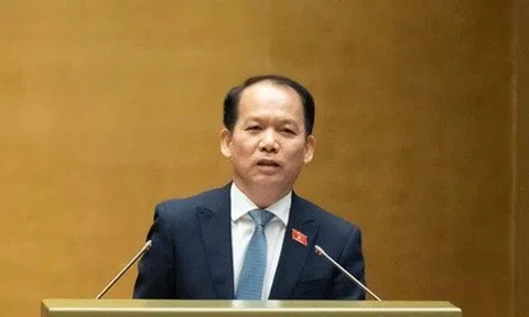 Băn khoăn một số loại giấy tờ không thể uỷ quyền cho cấp phó ký, Bộ trưởng Tư pháp nói gì?