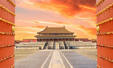 Tử Cấm Thành sau 5h chiều “lạnh toát”, đêm vang tiếng khóc, sự thật rùng mình hay chỉ là lời đồn “âm binh mượn đường”?