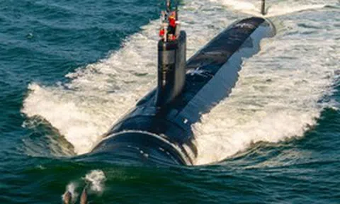 Tàu ngầm hạt nhân 7.800 tấn trở lại “lợi hại hơn xưa”