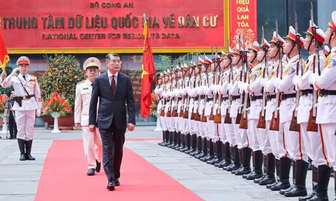 Thủ tướng: Phát triển VNeID thành kênh giao tiếp Nhà nước với dân