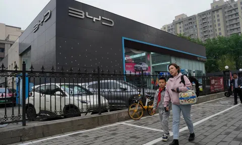 Xuất khẩu ôtô Trung Quốc tăng tốc, doanh số nội địa lại giảm sút