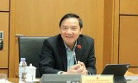 "Bỏ huyện, số cơ quan giảm đi nhưng tăng trưởng lại mạnh hơn"