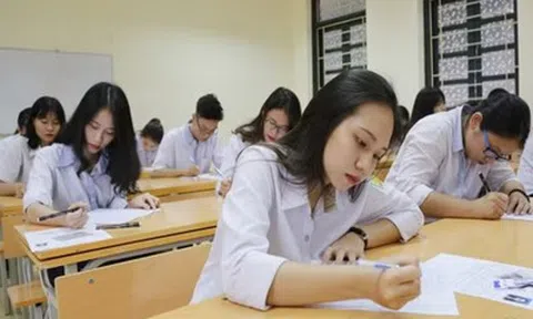 Vì sao phụ huynh, học sinh Hà Nội vẫn “án binh bất động”, chưa chốt nguyện vọng vào lớp 10?
