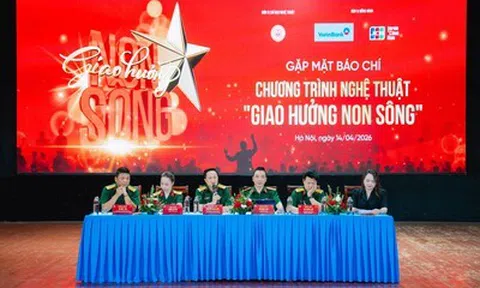 Ra mắt “Giao hưởng Non Sông” chào mừng 51 năm Ngày Giải phóng miền Nam