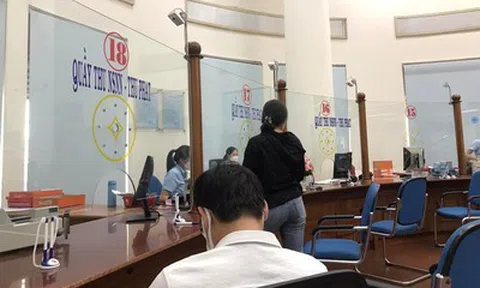 Tôi đi hoàn thuế