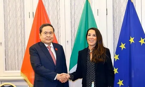 Đề nghị Italy có chính sách miễn thị thực cho công dân Việt Nam