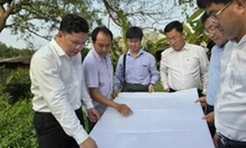 Phó chủ tịch TP.HCM Hoàng Nguyên Dinh: Sớm bố trí tái định cư cho Khu thể thao Rạch Chiếc