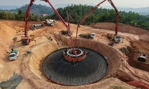 Nhiều mũi thi công đồng loạt, công trình năng lượng nghìn tỷ giữa dãy núi dài nhất Việt Nam dần 'lộ diện', dự kiến xong trong năm nay