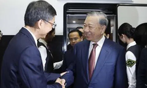 Trên tàu đến Nam Ninh, Tổng Bí thư, Chủ tịch nước Tô Lâm đề nghị gì lãnh đạo lĩnh vực Trung Quốc top 1 TG?