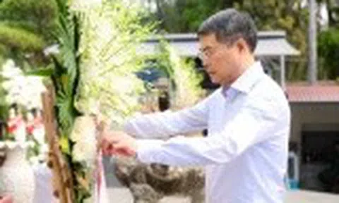 Thủ tướng Lê Minh Hưng dâng hương tại Di tích Ngã ba Đồng Lộc