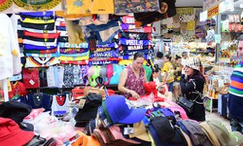 Hộ kinh doanh cần ngưỡng miễn thuế hợp lý