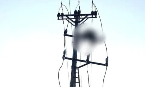 Phát hiện nam sinh tử vong trên cột điện cao thế