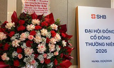 ĐHCĐ SHB: 3.000 cổ đông được nhận quà, SpaceX - Tesla của Elon Musk gửi hoa chúc mừng
