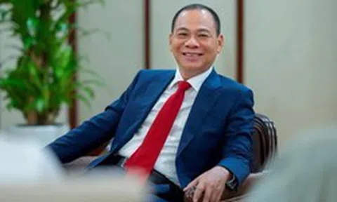 Tỷ phú Phạm Nhật Vượng vừa lập kỷ lục chưa từng có ở Việt Nam, vượt qua cả vợ cũ của Bill Gates