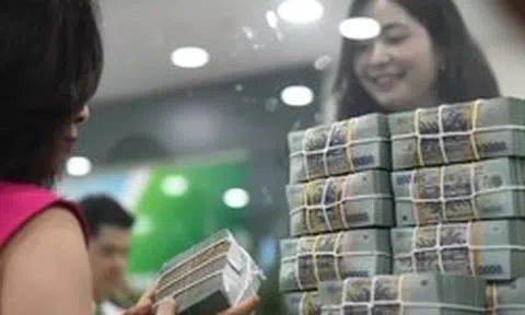 'Nóng' vấn đề lãi suất