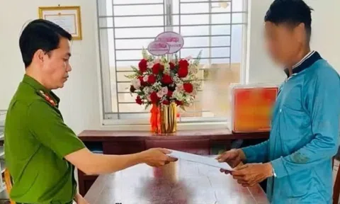 Bị phạt 7,5 triệu đồng vì lên mạng xúc phạm công an