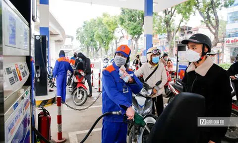 Từ 15h ngày 23/4, giá xăng dầu đồng loạt giảm