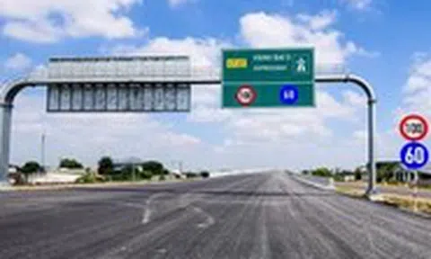 Nhánh tây vành đai 3 TP.HCM chậm, 6,8km qua Long An nằm chờ