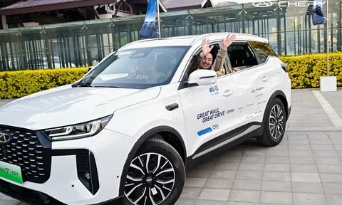 Công nghệ cho gia đình: Sự kiện ra mắt thế giới của CHERY VPD kết thúc, mở ra một kỷ nguyên ấm áp của công nghệ đỗ xe thông minh