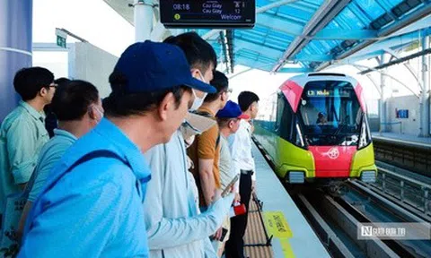Hà Nội miễn phí xe buýt, metro dịp lễ Giỗ Tổ Hùng Vương và 30/4-1/5