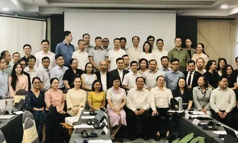 Kinh tế tuần hoàn: cơ hội, thách thức cho ngành tái chế rác thải