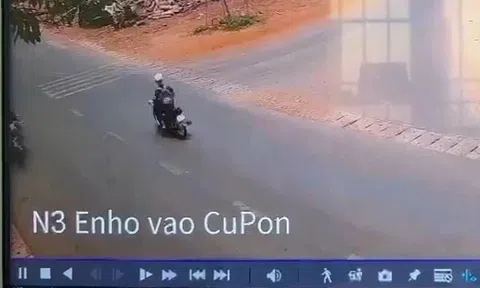 Clip mới vụ nam sinh lao xe xuống mương ở Đắk Lắk