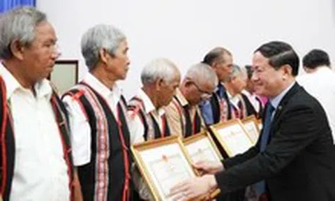 80 năm các dân tộc miền Nam nhớ dòng thư Bác: 'Chúng ta sống chết có nhau, sướng khổ cùng nhau!'