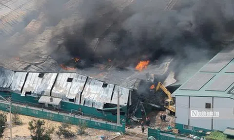 Gia Lai: Cháy lớn tại Khu công nghiệp Nhơn Hội, hàng trăm chiến sĩ tham gia chữa cháy