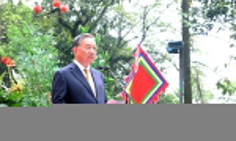 Tổ tiên trao lại một đất nước, thế hệ trẻ phải phát triển đất nước