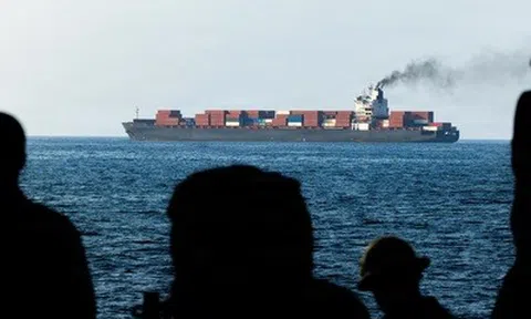 Đề xuất về eo biển Hormuz của Iran: Ông Donald Trump thảo luận với các cố vấn cấp cao