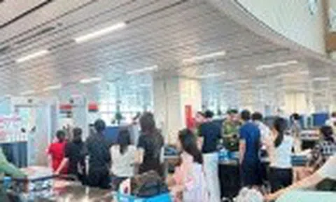 Sân bay Tân Sơn Nhất dự kiến đón 125.000 khách/ngày dịp lễ 30/4