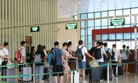 Một loạt người kinh doanh có tên sau chính thức bị tạm hoãn xuất cảnh