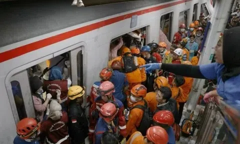 Tổng Bí thư, Chủ tịch nước gửi điện chia buồn về tai nạn ở Indonesia