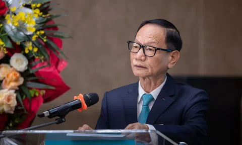 Ông Vũ Văn Tiền: Tôi không chịu nổi, phải quay lại làm Chủ tịch ABBank