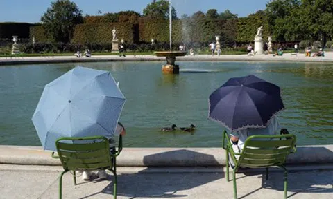 Khi châu Âu “nóng”