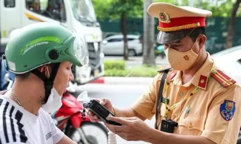 Ngày 30/4, tai nạn giảm sâu, hơn 2.100 trường hợp vi phạm nồng độ cồn