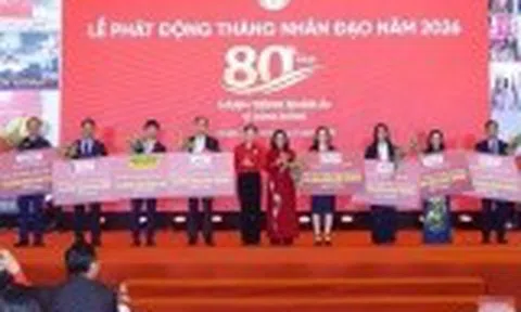 Nam A Bank trao tặng 10 tỷ đồng hưởng ứng Tháng Nhân đạo năm 2026