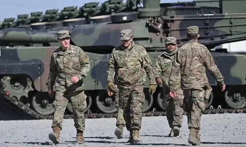 Đức, Ba Lan và NATO cùng lên tiếng sau khi Mỹ tuyên bố rút quân