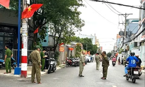 Người đàn ông tử vong dưới cao ốc ở TP.HCM