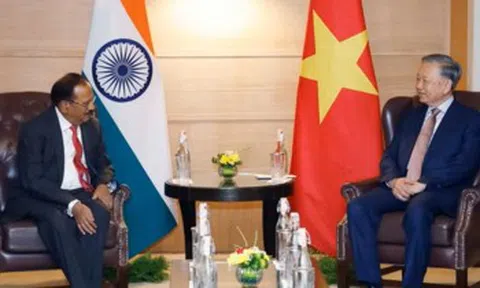 Tổng Bí thư, Chủ tịch nước Tô Lâm tiếp Cố vấn An ninh Quốc gia Ấn Độ