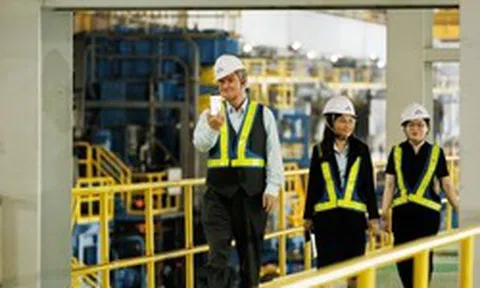 "Cá mập" ôm gần 30.000 tỷ vừa tới thăm nhà máy thép lớn nhất của Hoà Phát