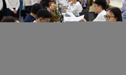 Thời gian làm thủ tục hành chính tại TP.HCM sẽ giảm một nửa