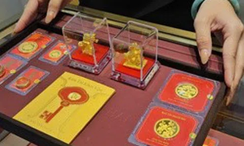Giá vàng miếng SJC thấp nhất 1 tuần, rút ngắn cách biệt rất nhanh với giá thế giới