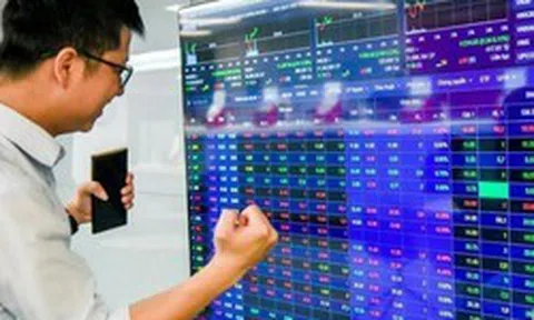 Chuyên gia: VN-Index sớm tiến đến mốc 2.000 điểm