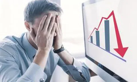 Doanh nghiệp xây lắp điện sắp phải rời sàn HOSE, cổ phiếu lập tức "nằm sàn"
